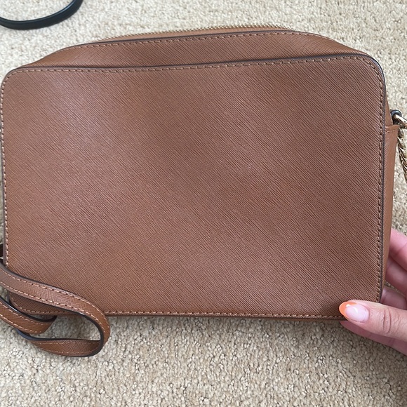 Michael Kors Crossbody - Picture 5 of 5